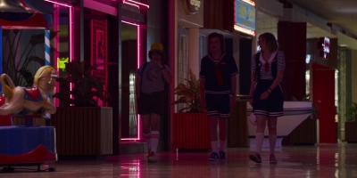Stranger_Things_S03E02_mp44369.jpg
