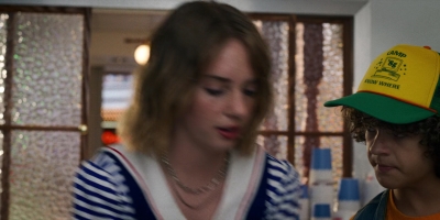 Stranger_Things_S03E04_mp40698.jpg