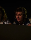 Stranger_Things_S03E04_mp41048.jpg