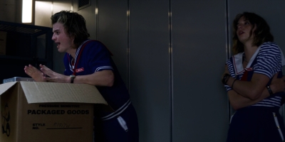 Stranger_Things_S03E05_mp41328.jpg