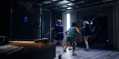 Stranger_Things_S03E06_mp41990.jpg
