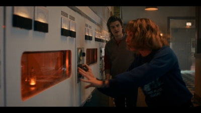 Stranger_Things_S05E01_mkv0675.jpg