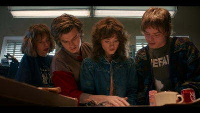 Stranger_Things_S05E01_mkv1112.jpg