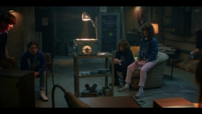 Stranger_Things_S05E01_mkv3286.jpg