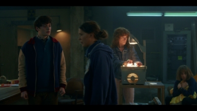 Stranger_Things_S05E01_mkv3583.jpg