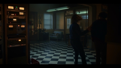 Stranger_Things_S05E02_mkv1925.jpg
