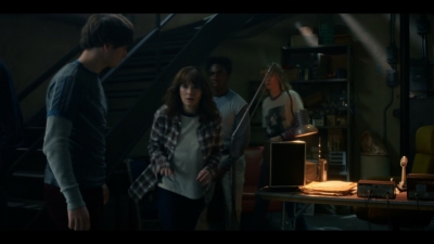 Stranger_Things_S05E04_mkv1014.jpg