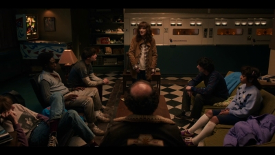Stranger_Things_S05E05_mkv1124.jpg