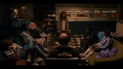 Stranger_Things_S05E05_mkv1128.jpg