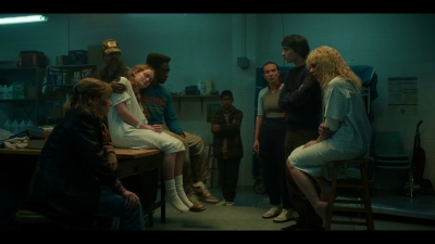 Stranger_Things_S05E07_mkv0879.jpg