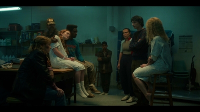 Stranger_Things_S05E07_mkv0882.jpg